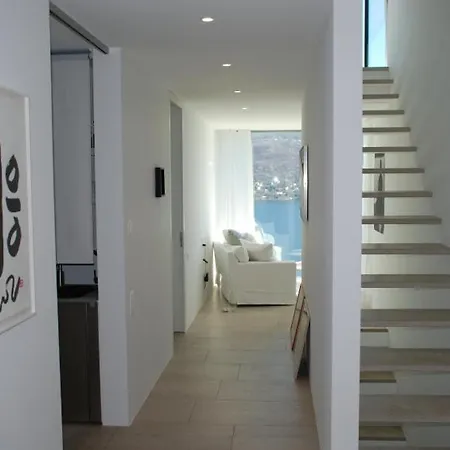 Prázdninový dům Piodina Sleeps 5 Air Con Wifi