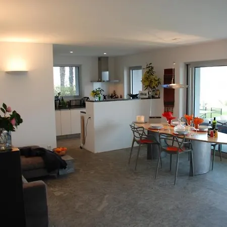 Piodina Sleeps 5 Air Con Wifi * Brissago