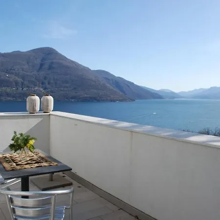 Piodina Sleeps 5 Air Con Wifi * Brissago